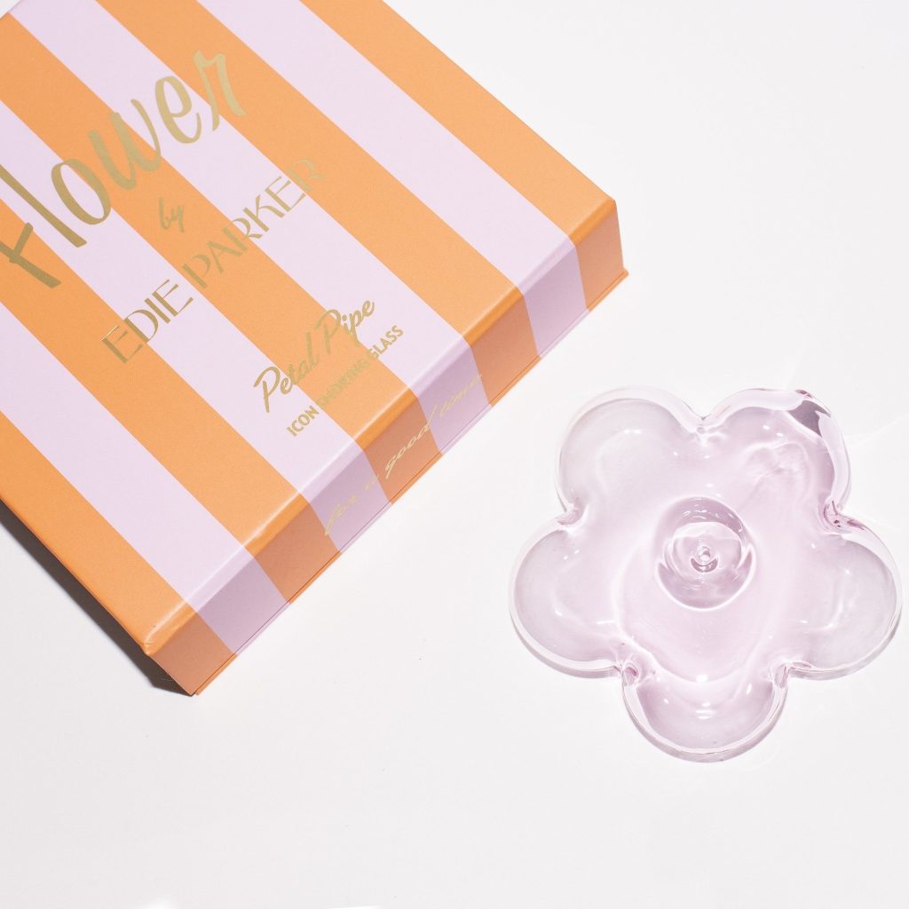 Flower Petal Pipe in Blushing